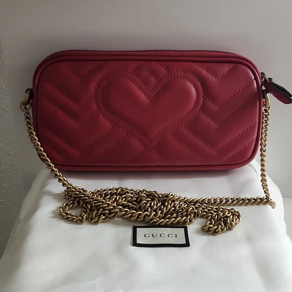 SOLD!!!!!! Gucci Marmont mini camera bag - Picture 2 of 9
